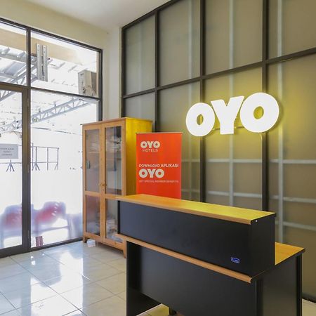 Super Oyo 866 Idola Residence Jakarta Luaran gambar