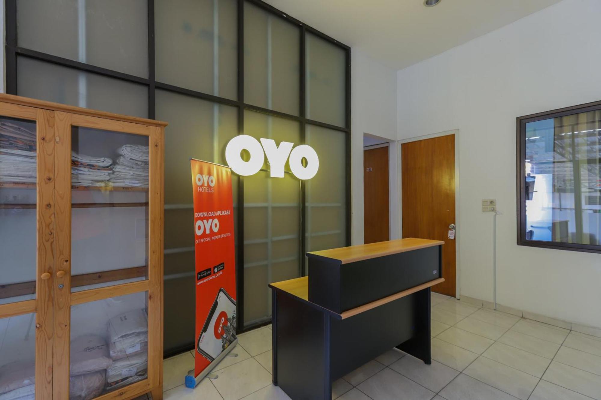 Super Oyo 866 Idola Residence Jakarta Luaran gambar