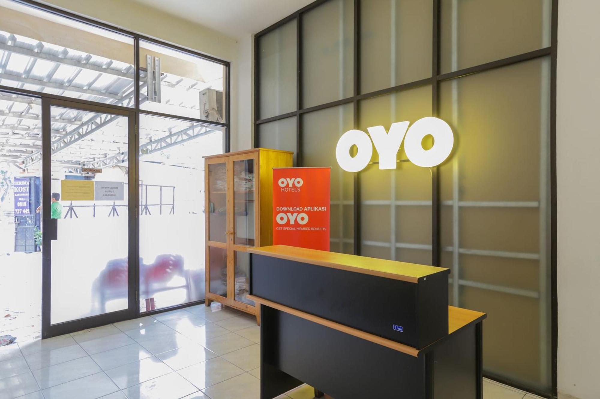 Super Oyo 866 Idola Residence Jakarta Luaran gambar