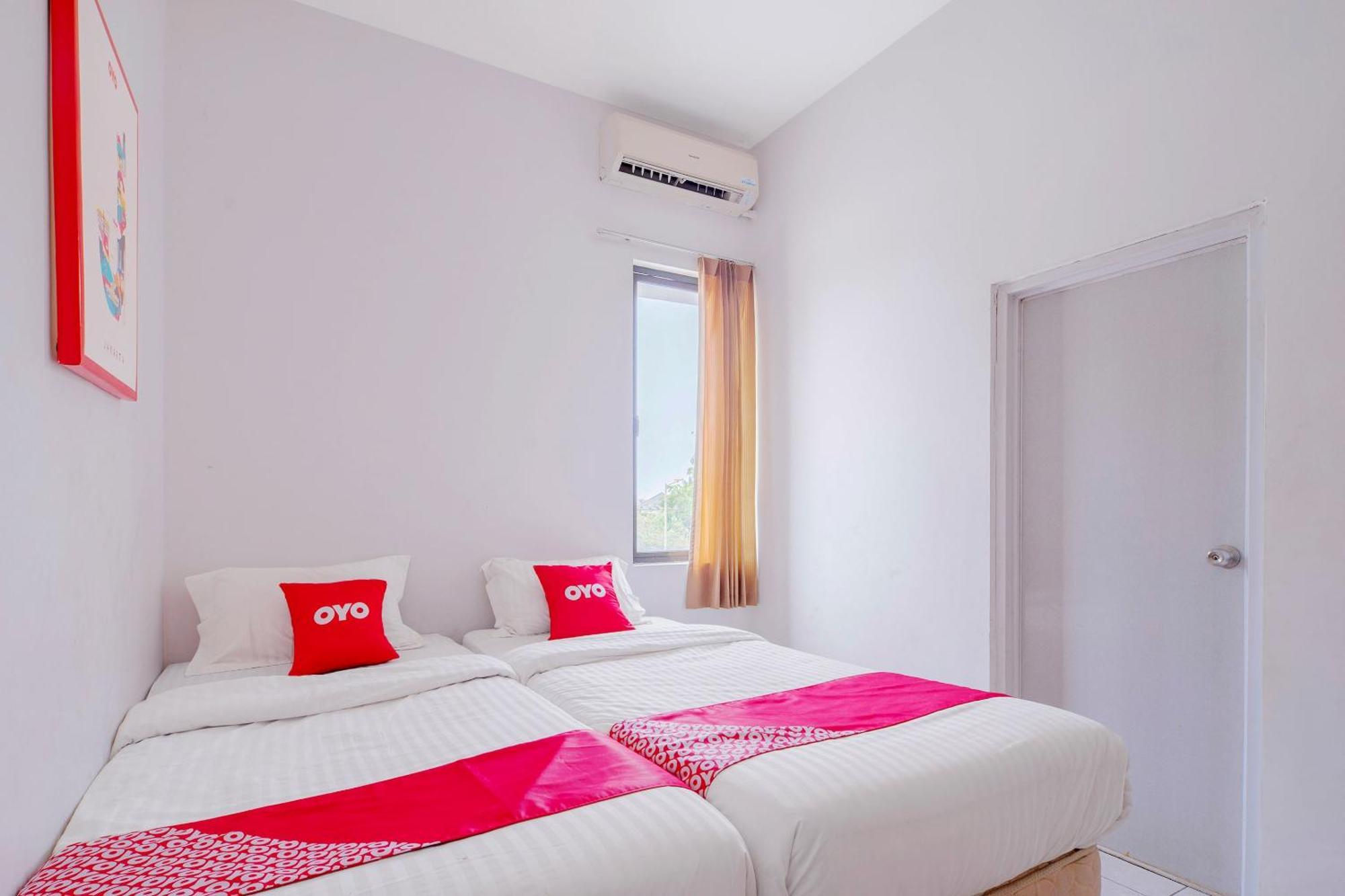 Super Oyo 866 Idola Residence Jakarta Luaran gambar